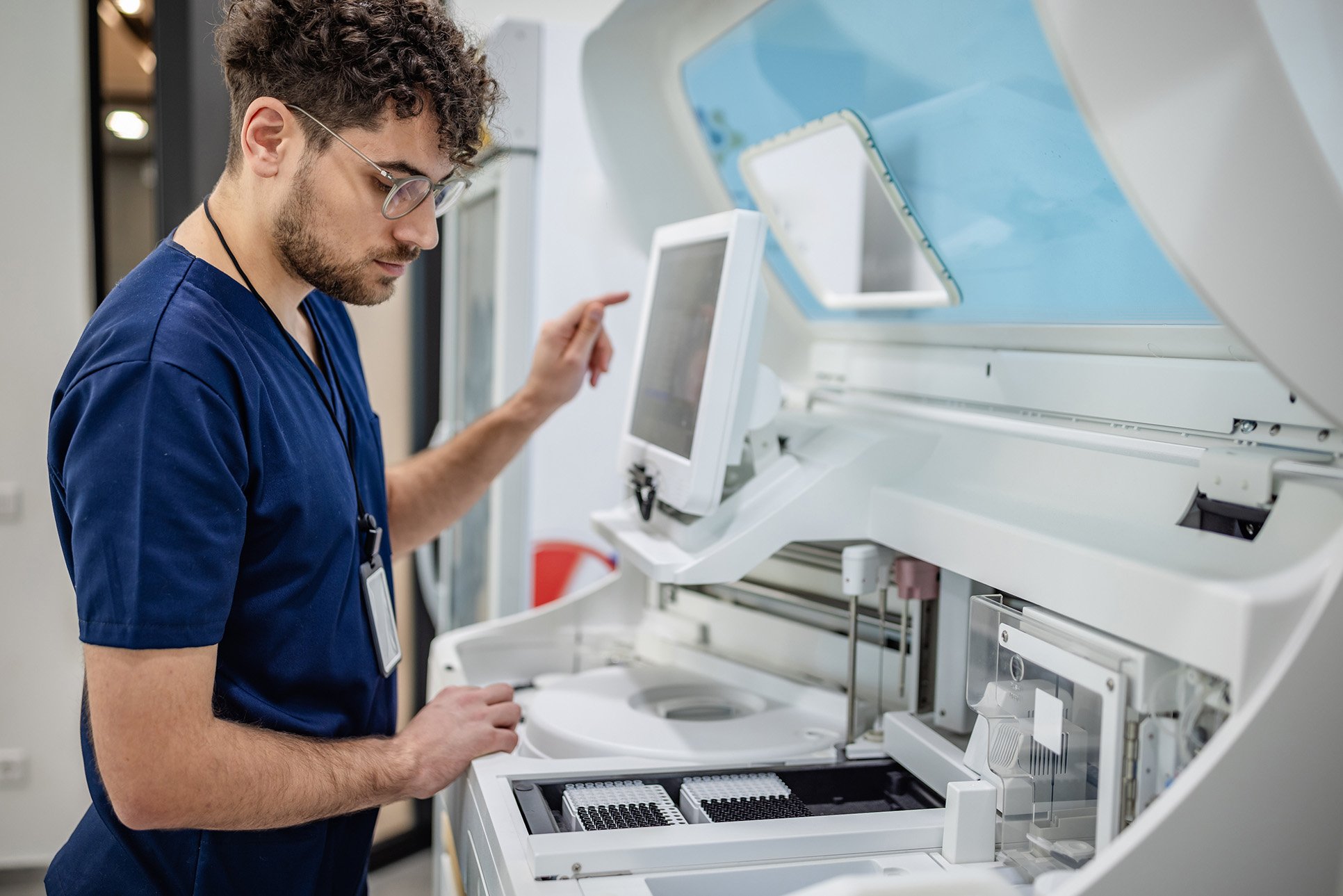 iStock-2187035499 - FieldServiceIndustryEvolution